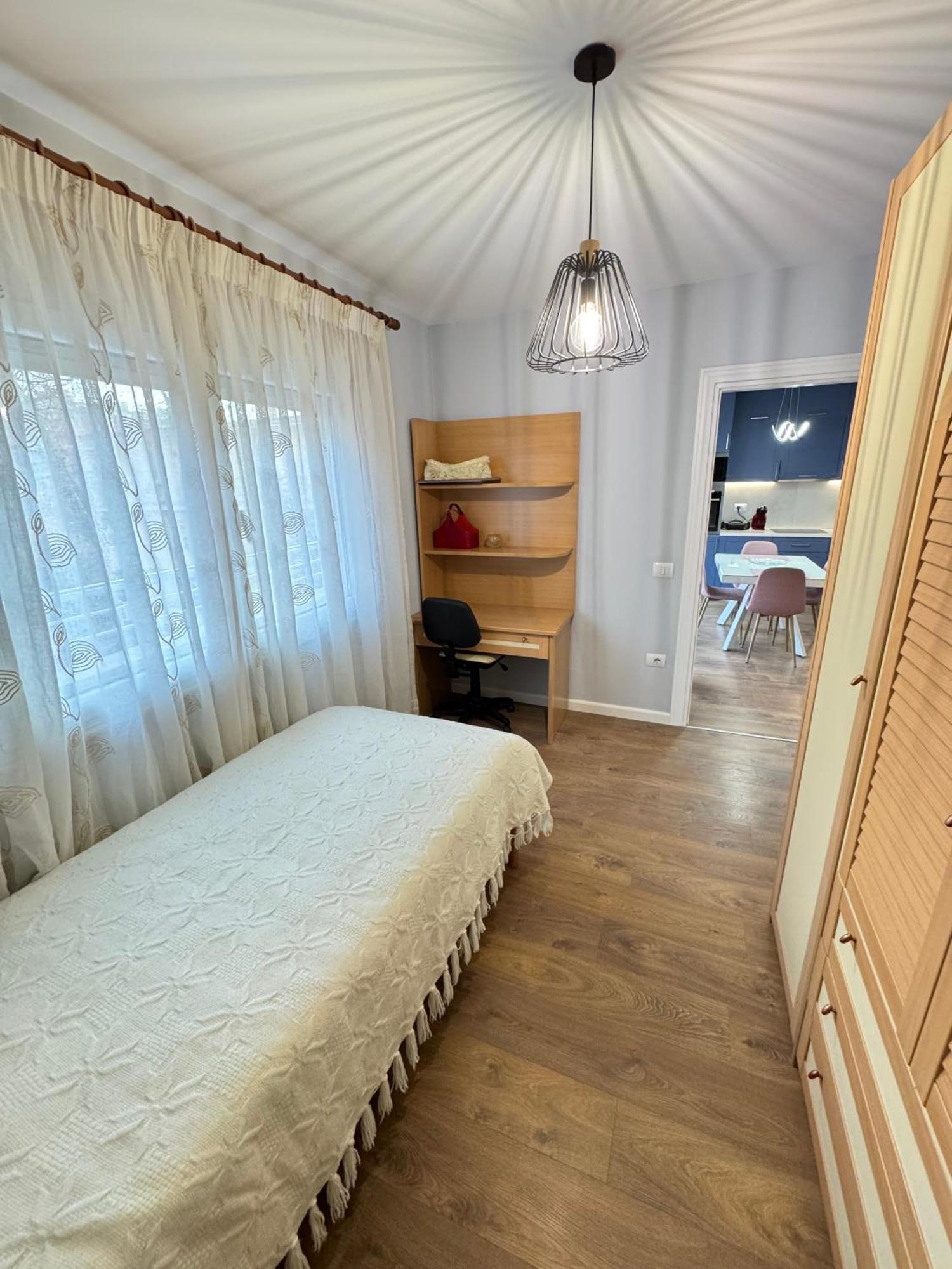 Jolie Center Apartament Tirana